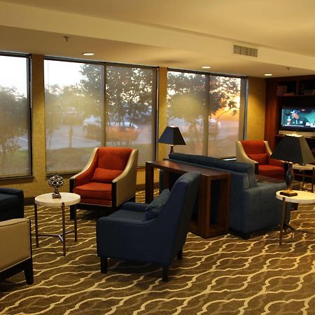 Comfort Suites Speedway - Kansas City Exterior photo